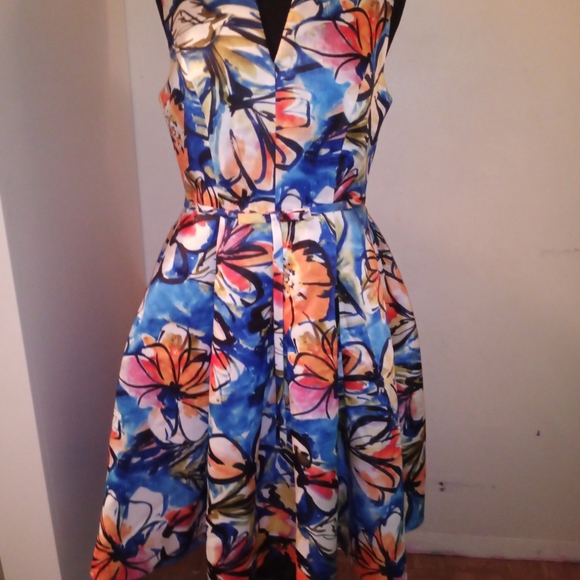 Something in Mind (XS / 4) - Picture 4 of 12